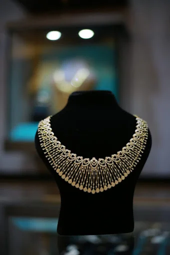 Naseema Gold And Diamonds